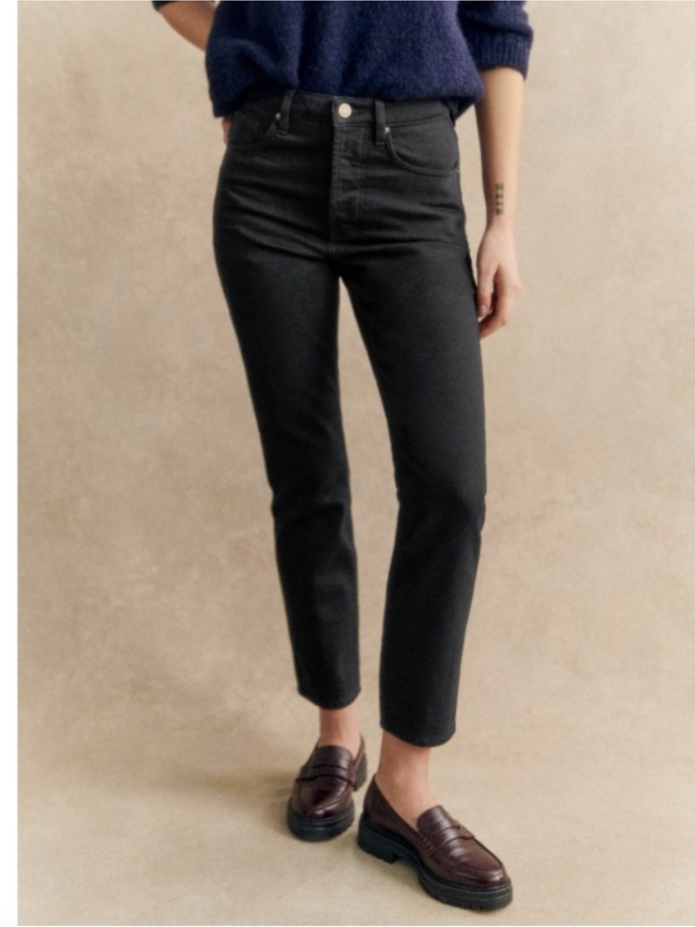 Sezane le brut sexy denim jeans in a washed black/noir size 36 (US 4)